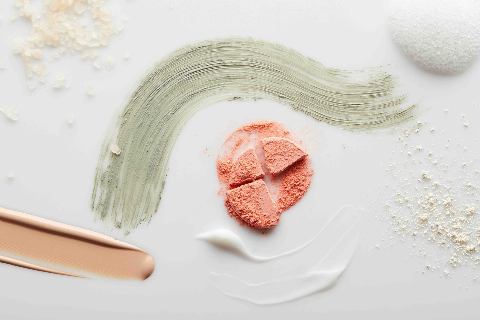 Create your cosmetic product: connect with labs and source materials : Raw Materials Database